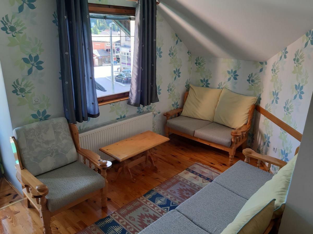 Caffe Pizzeria I Apartmani Bona Fides Nm Nova Varos Ngoại thất bức ảnh
